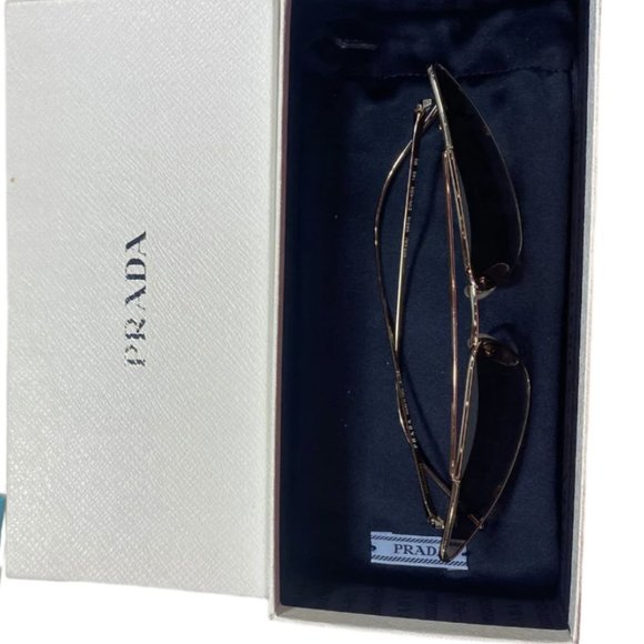 Prada Sliver cat eye Sunglasses rare - Picture 5 of 5